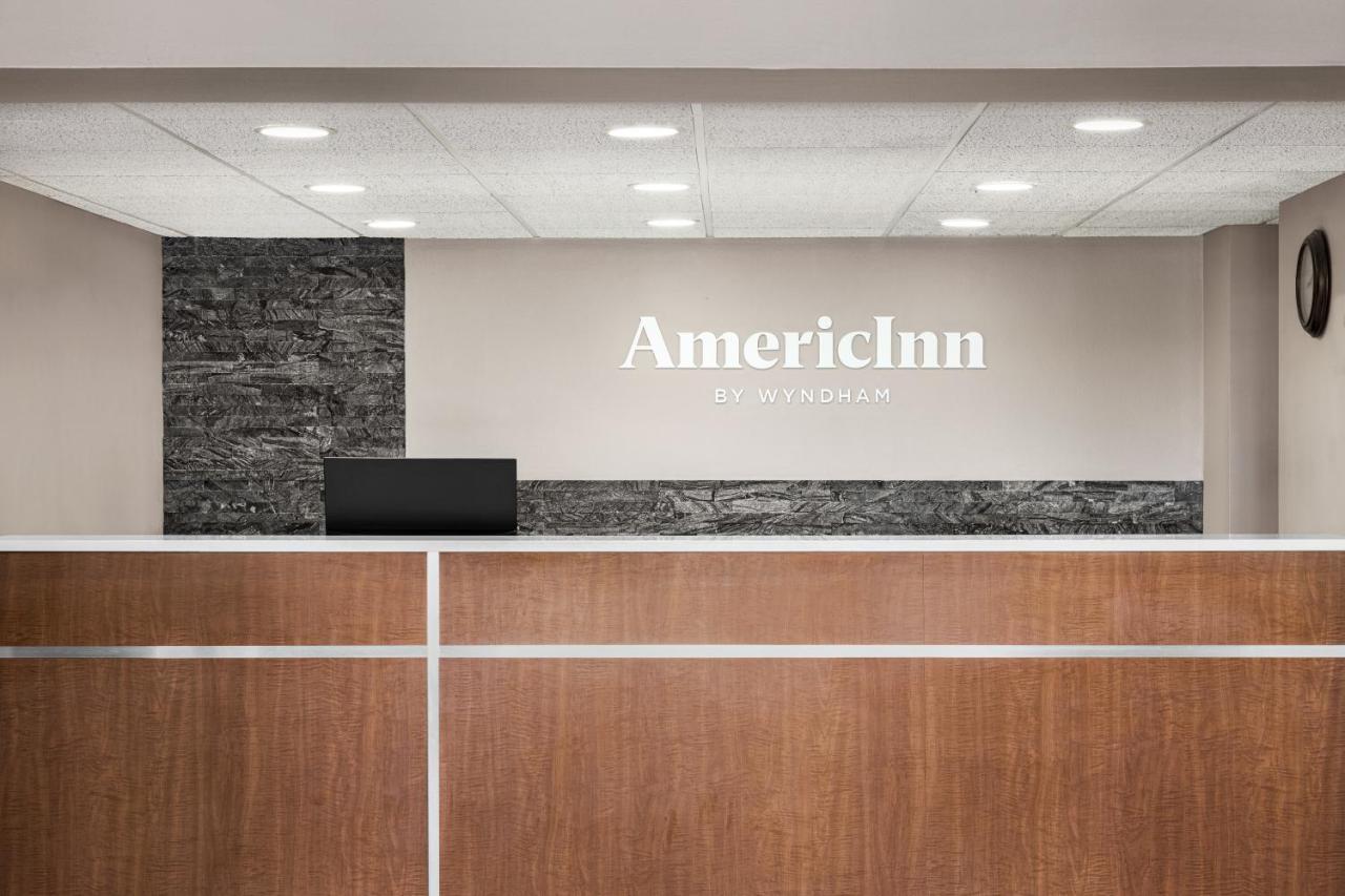 AmericInn by Wyndham Baudette Exterior foto