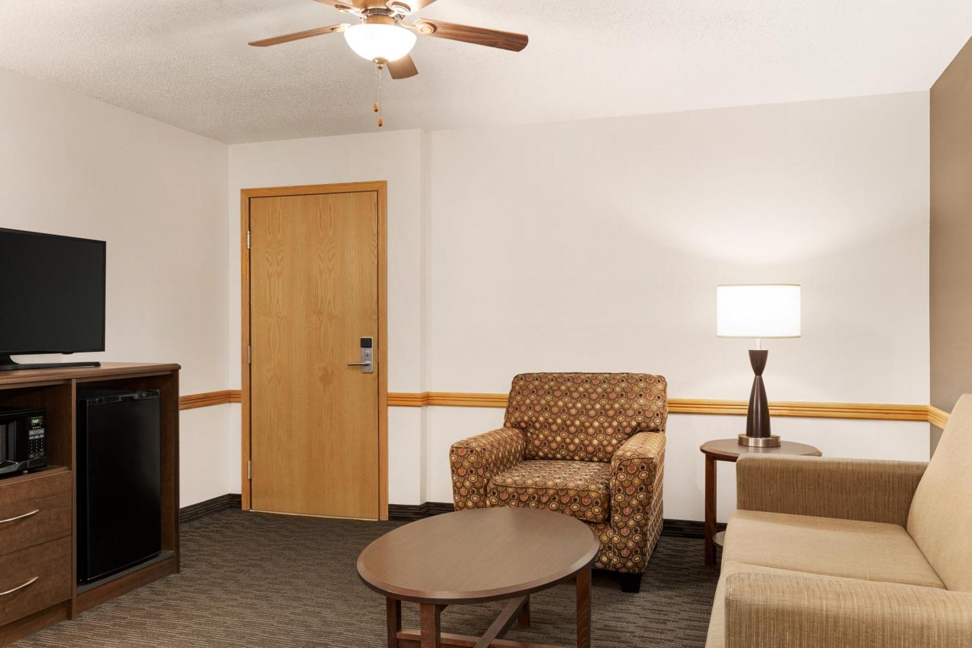 AmericInn by Wyndham Baudette Zimmer foto